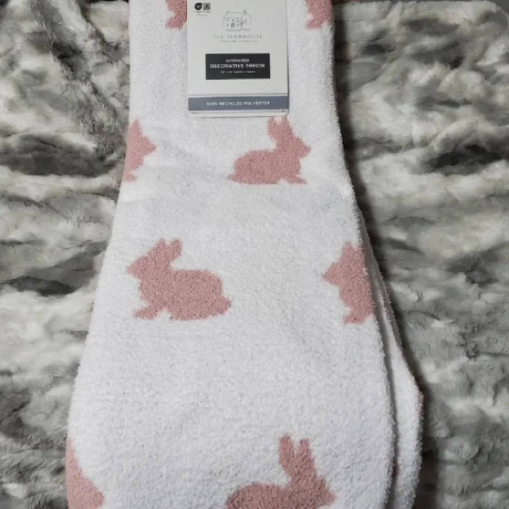 The Farmhouse by Rachel Ashwell Feather Knit Pink Easter Bunny Throw Blanket